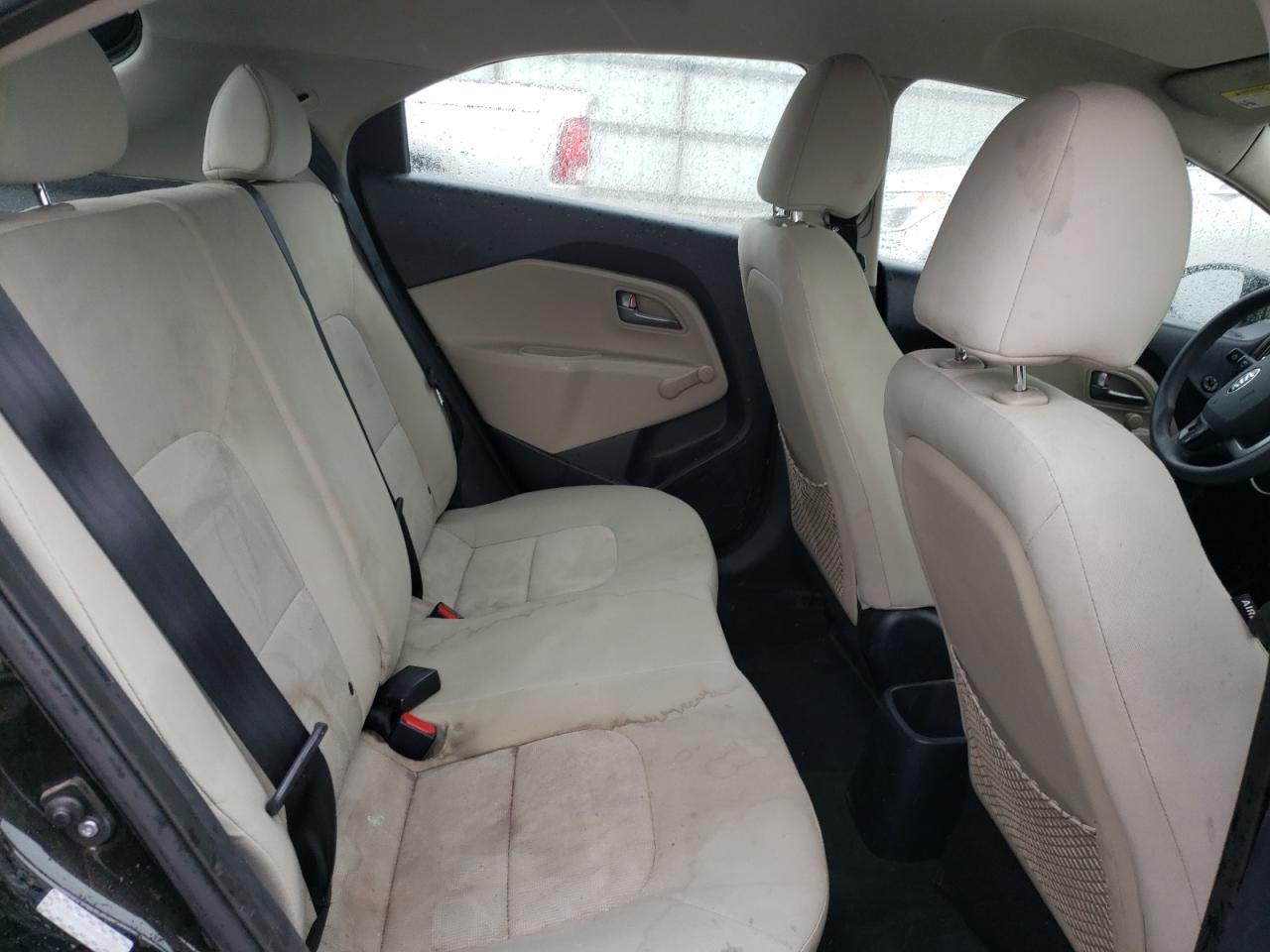2013 KIA RIO