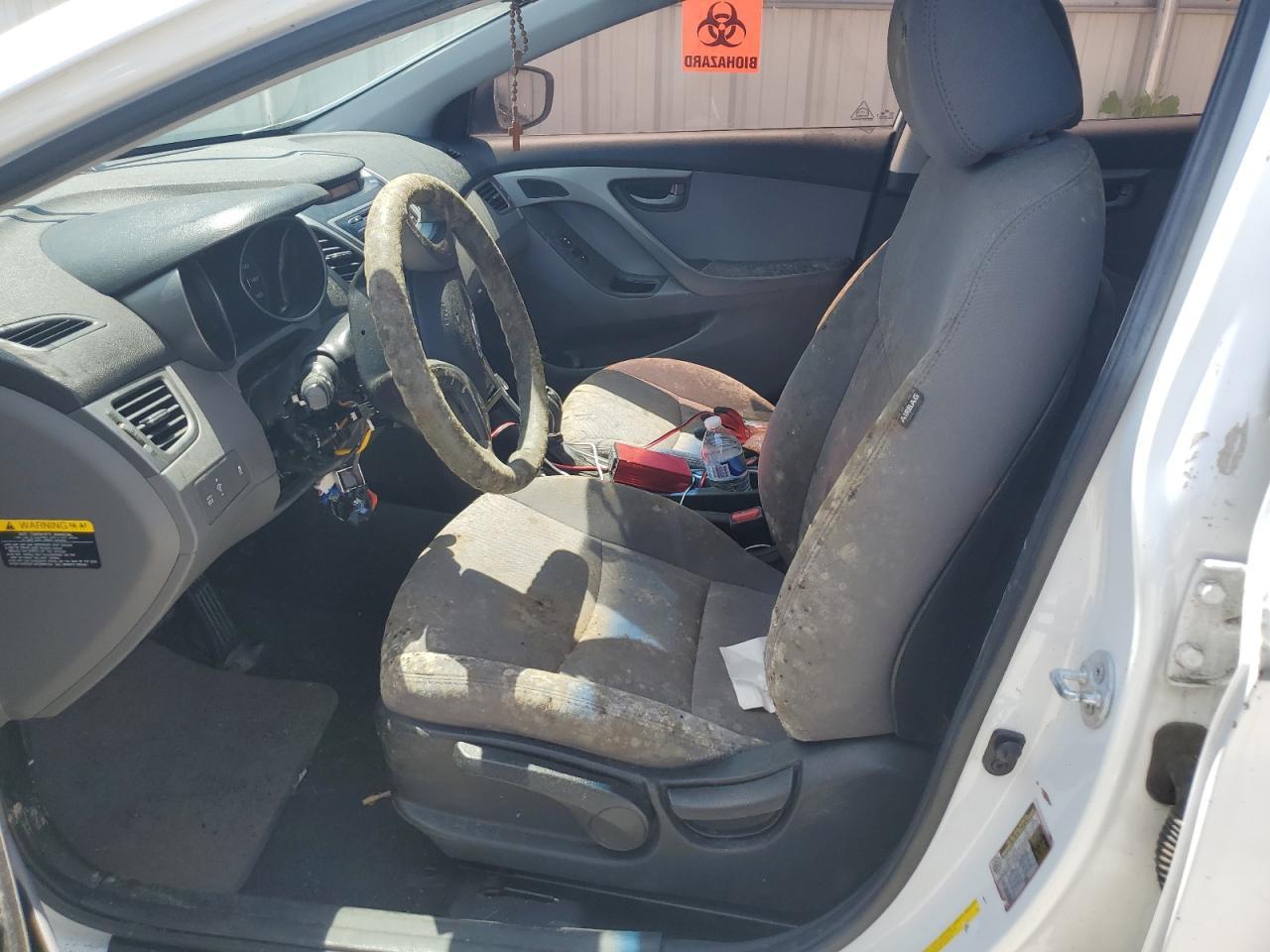 2016 HYUNDAI ELANTRA