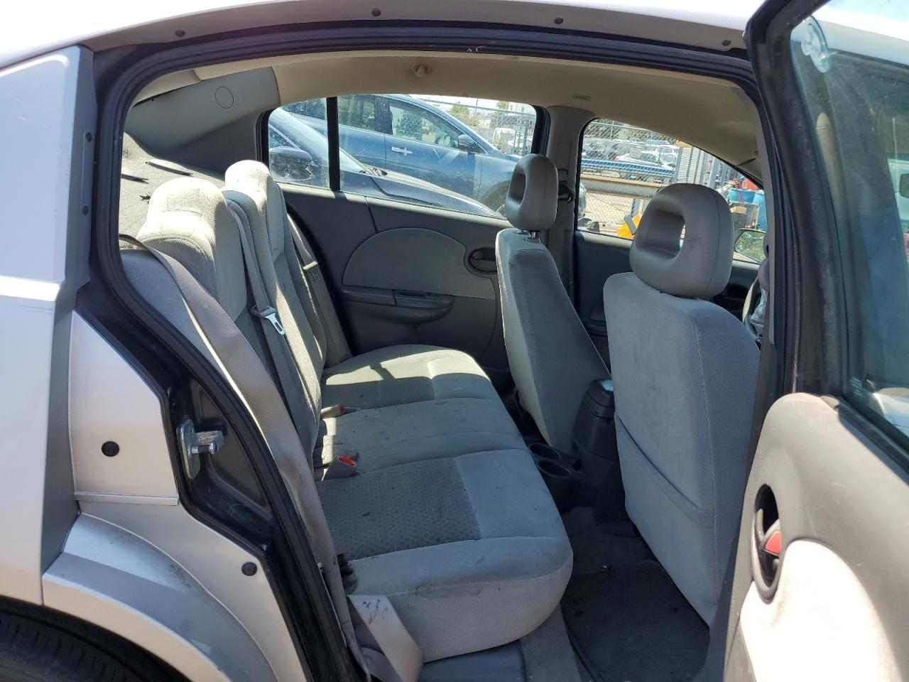 2005 SATURN Ion