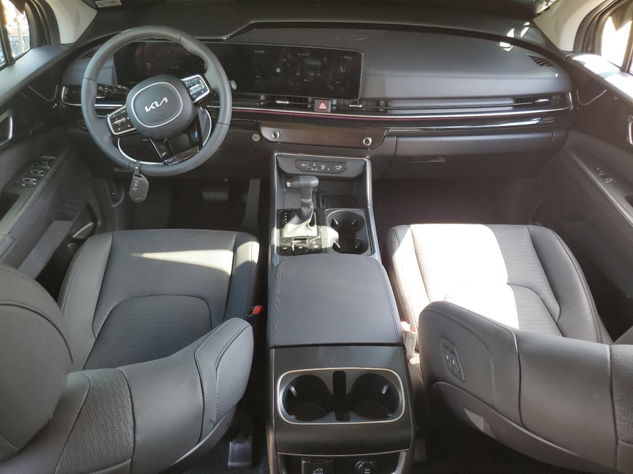 2026 KIA Carnival