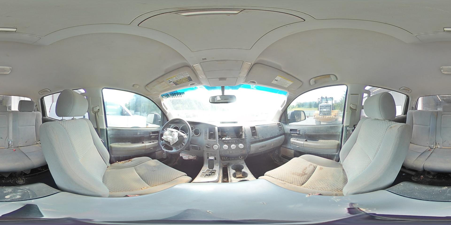 2012 TOYOTA TUNDRA