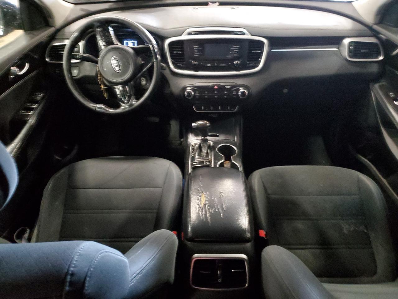 2016 KIA SORENTO