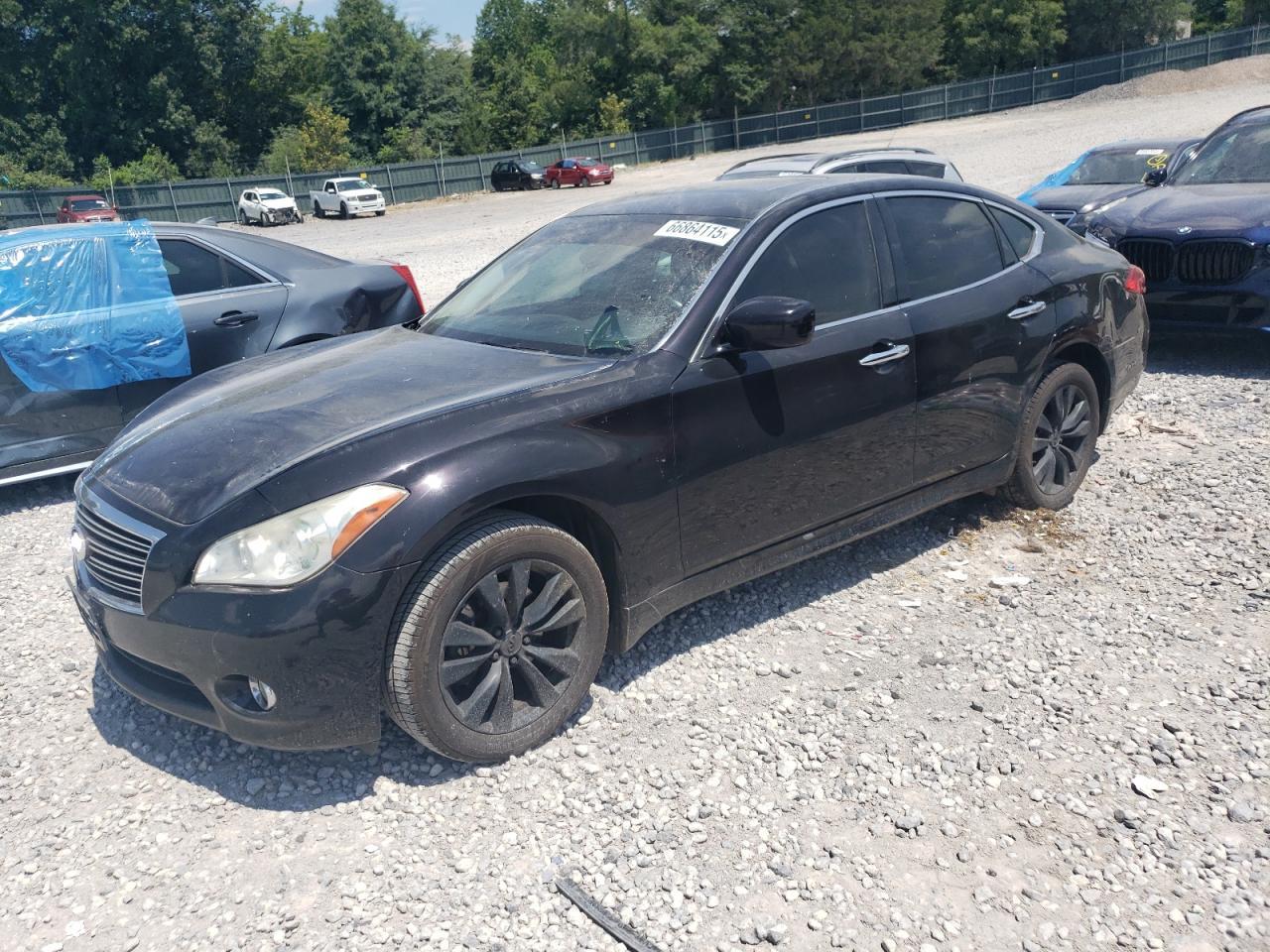 2013 INFINITI M37
