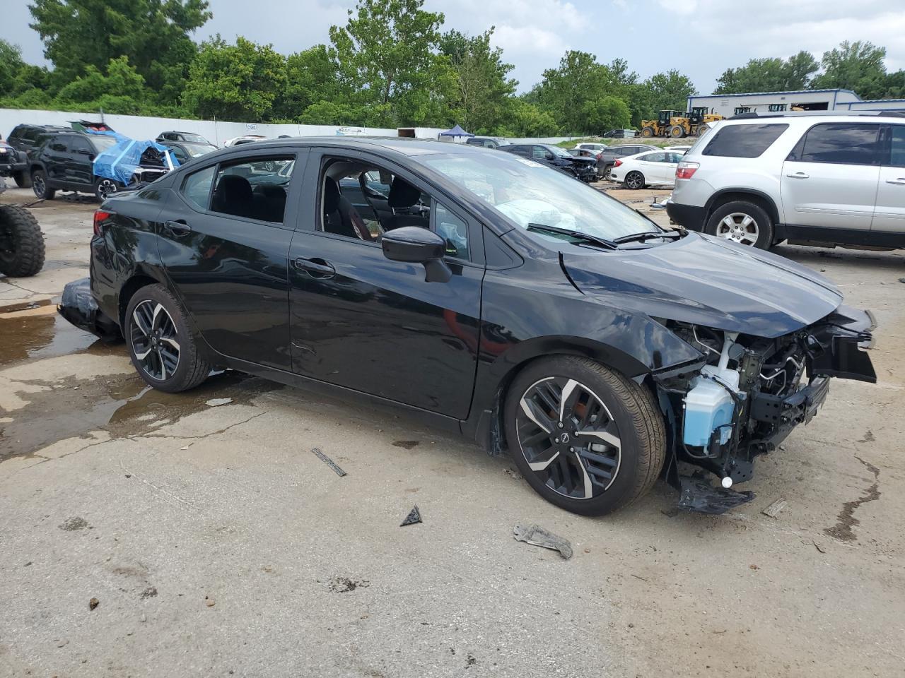 2024 NISSAN VERSA