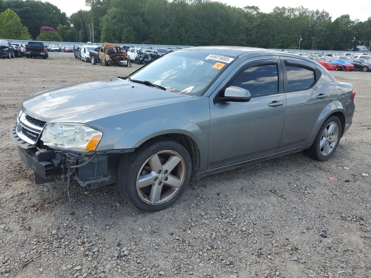 2011 DODGE Avenger