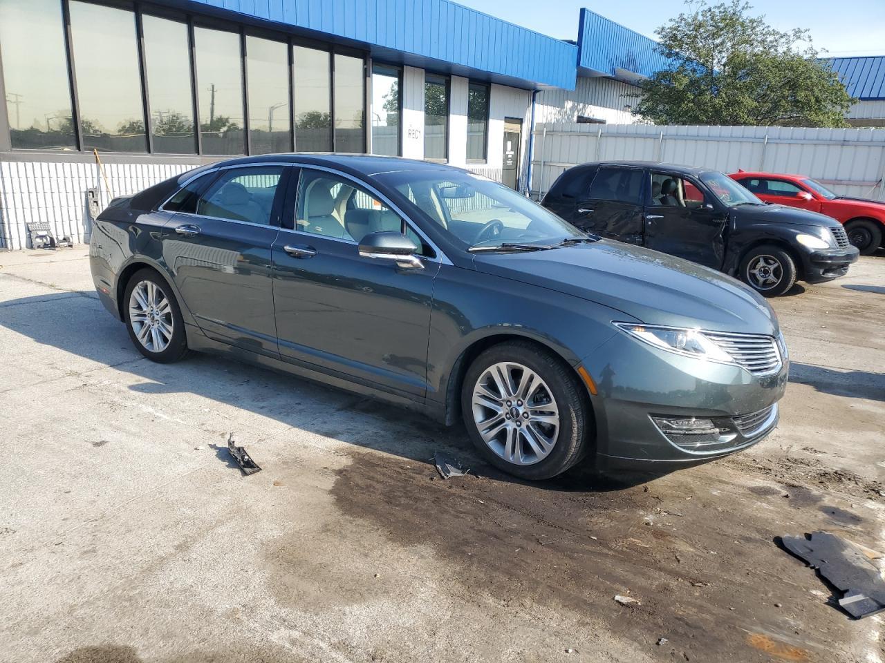 2016 LINCOLN MKZ