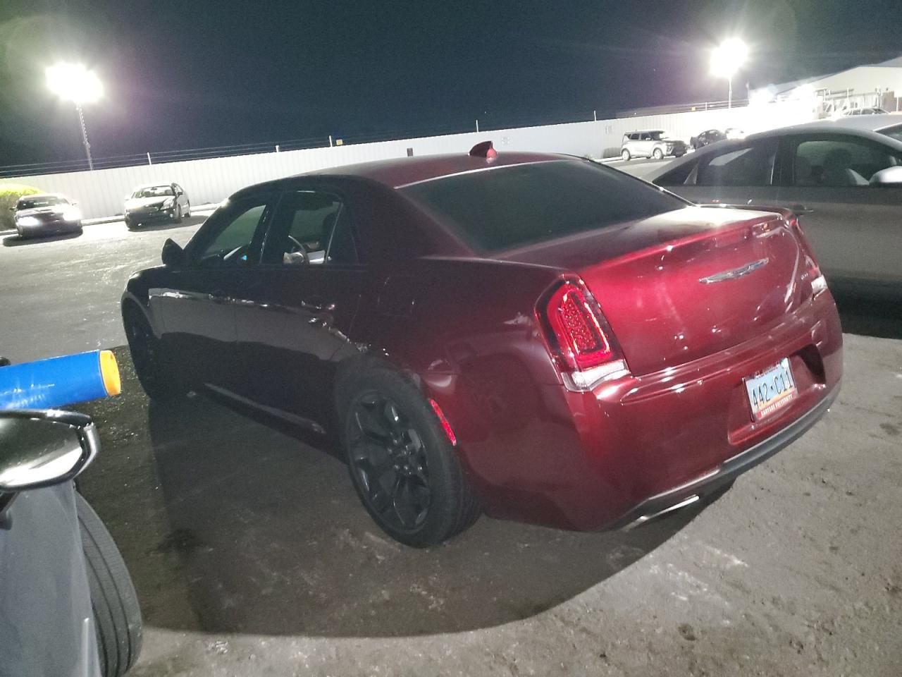 2019 CHRYSLER 300