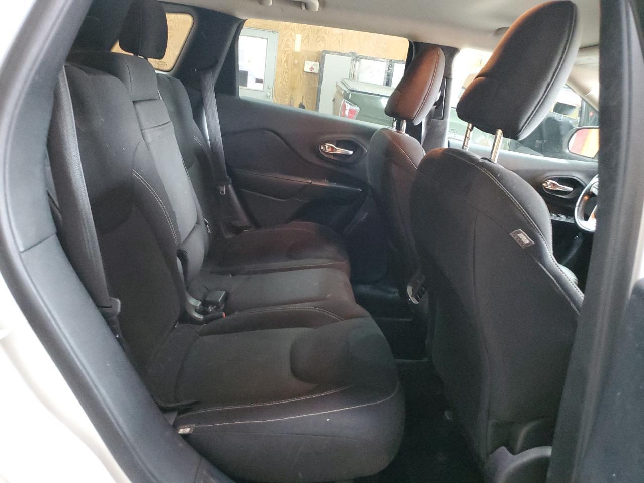2016 JEEP CHEROKEE