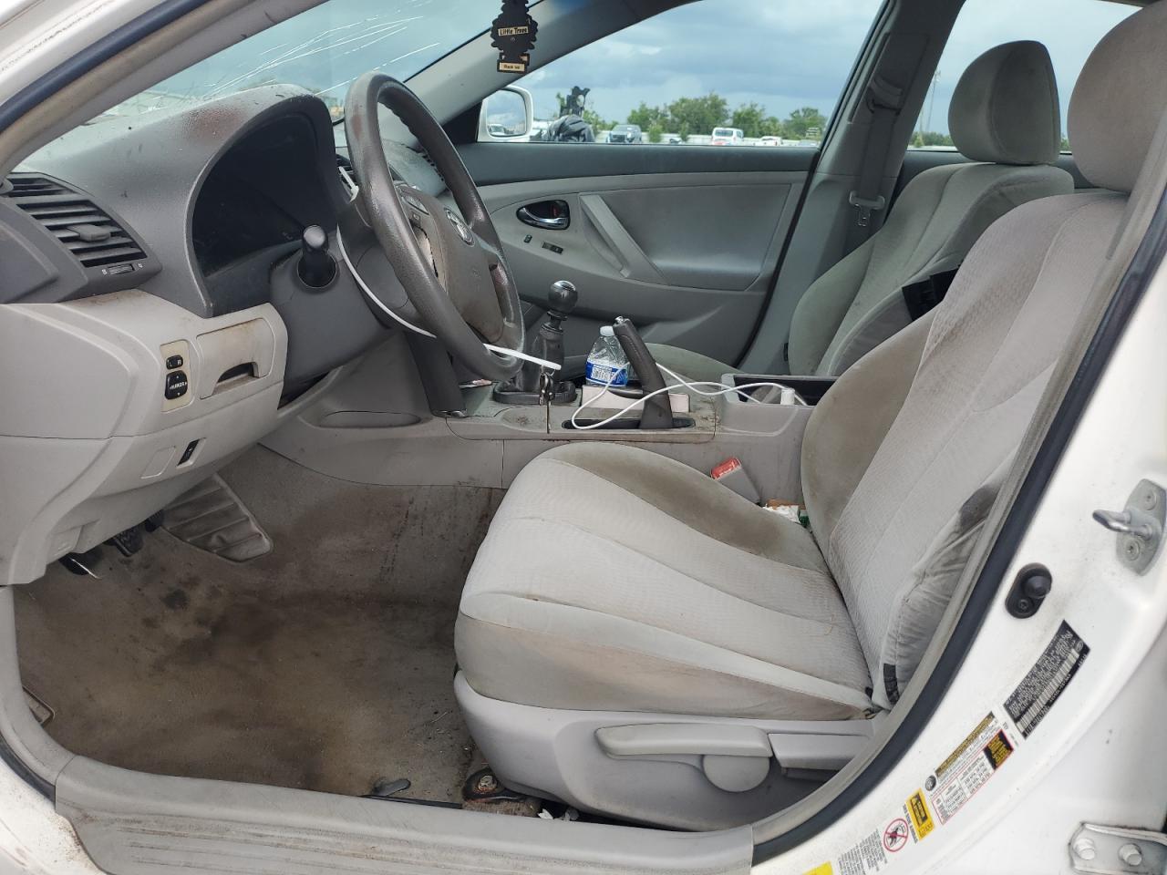 2010 TOYOTA CAMRY