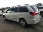 2009 TOYOTA SIENNA