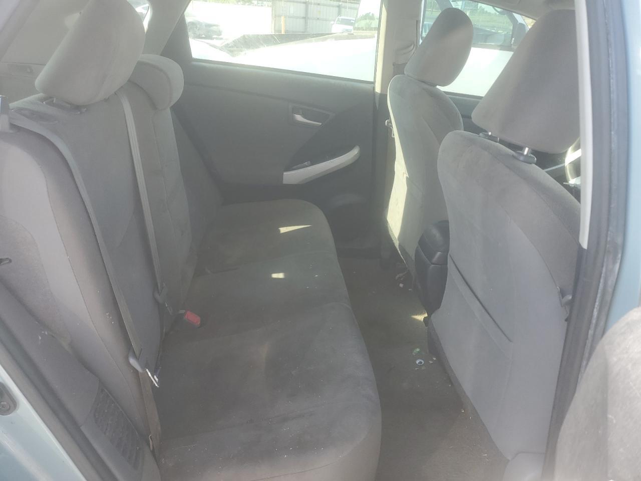 2015 TOYOTA PRIUS