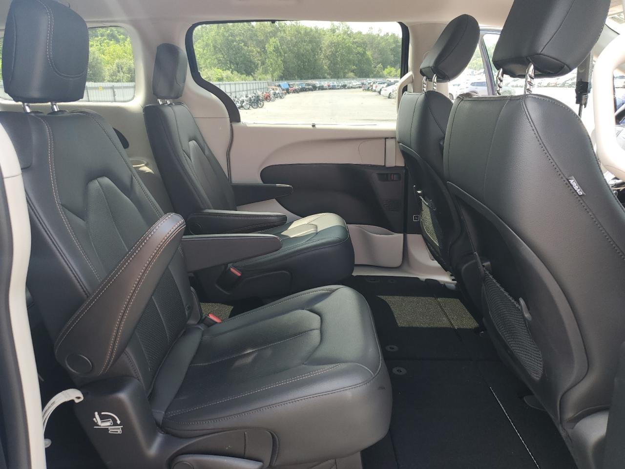 2020 CHRYSLER Pacifica