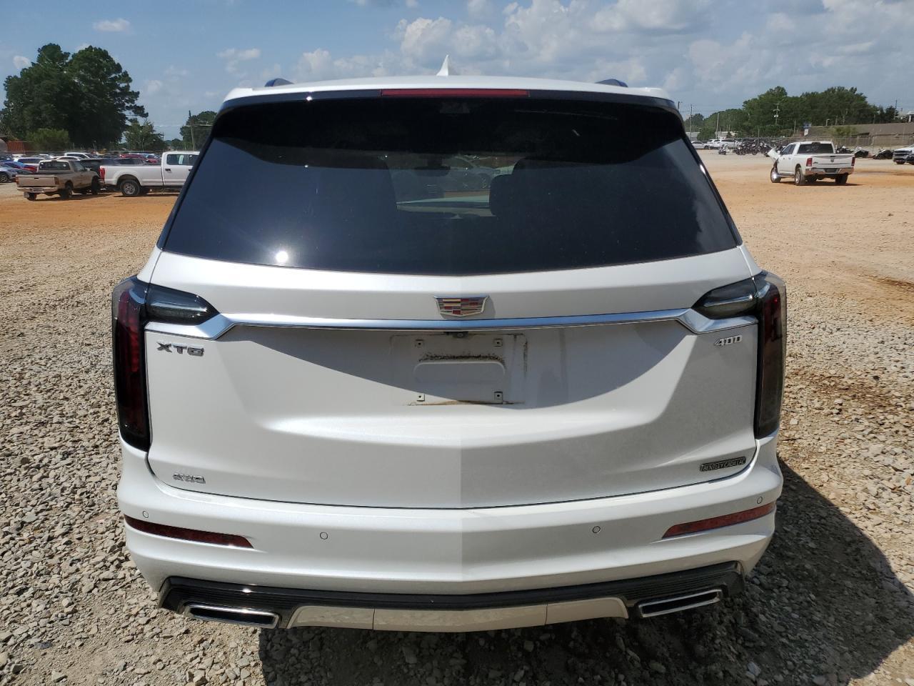 2024 CADILLAC XT6