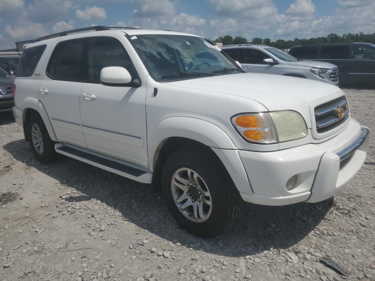 2004 TOYOTA Sequoia