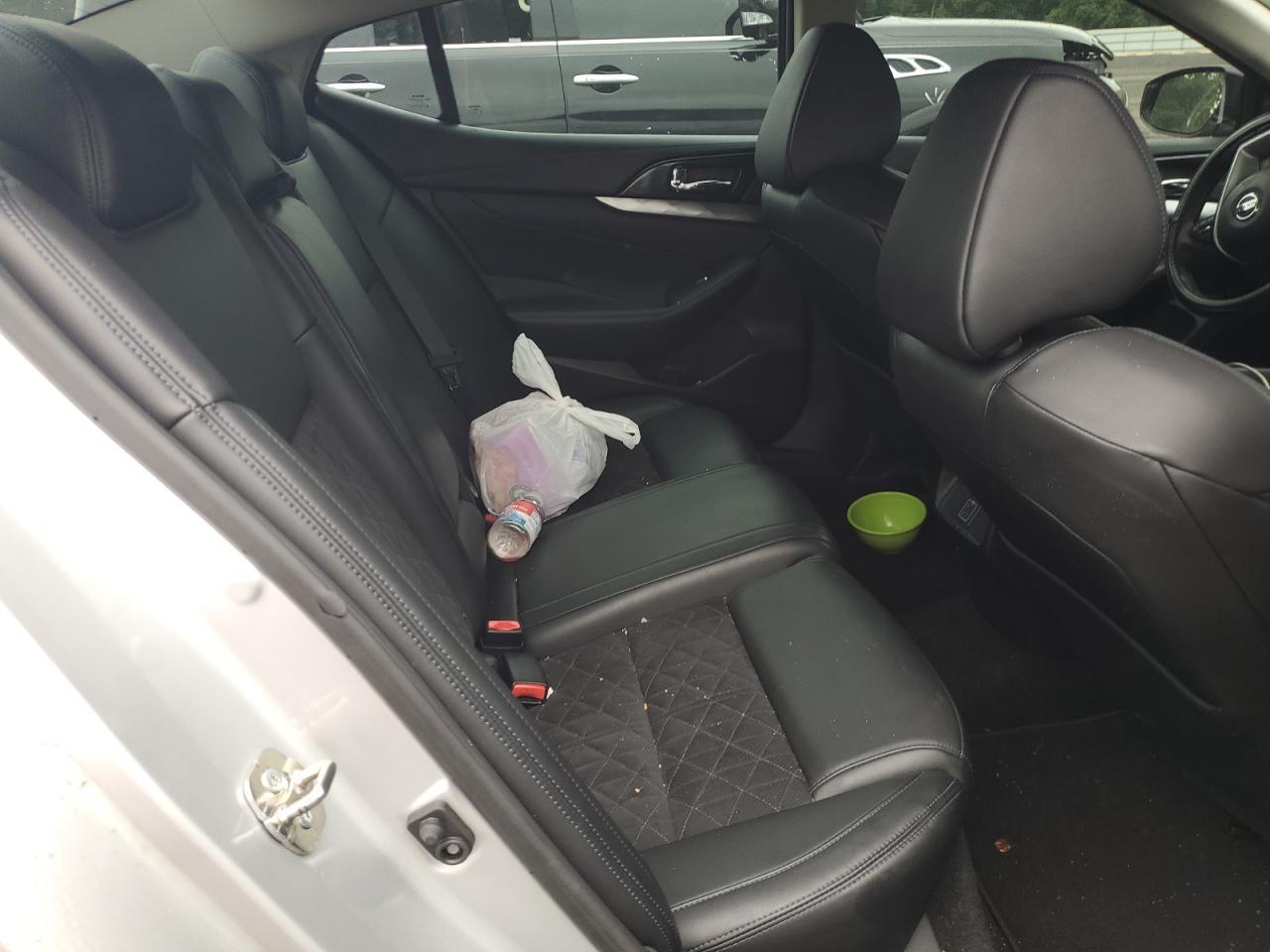 2018 NISSAN Maxima