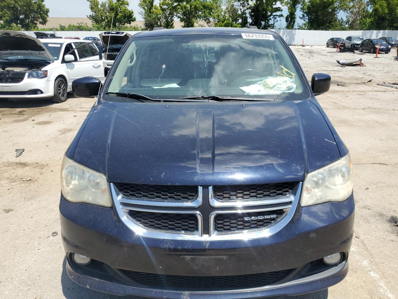 2011 DODGE GRAND CARAVAN