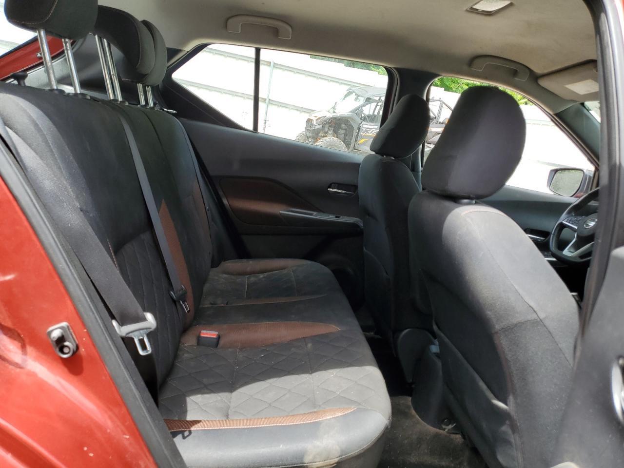 2018 NISSAN KICKS