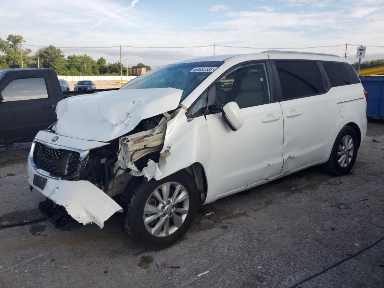 2016 KIA SEDONA