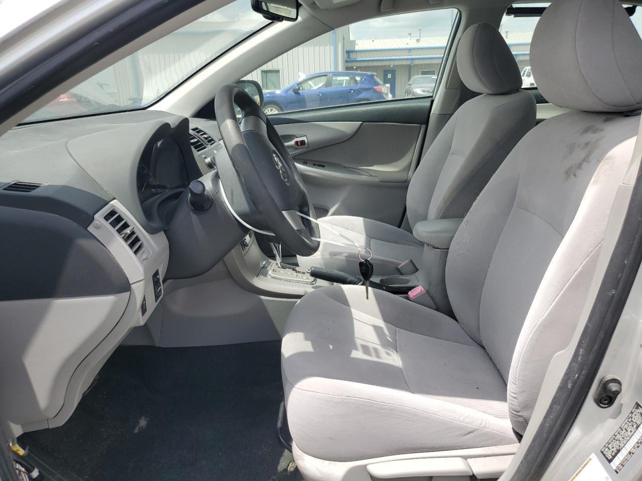 2011 TOYOTA COROLLA