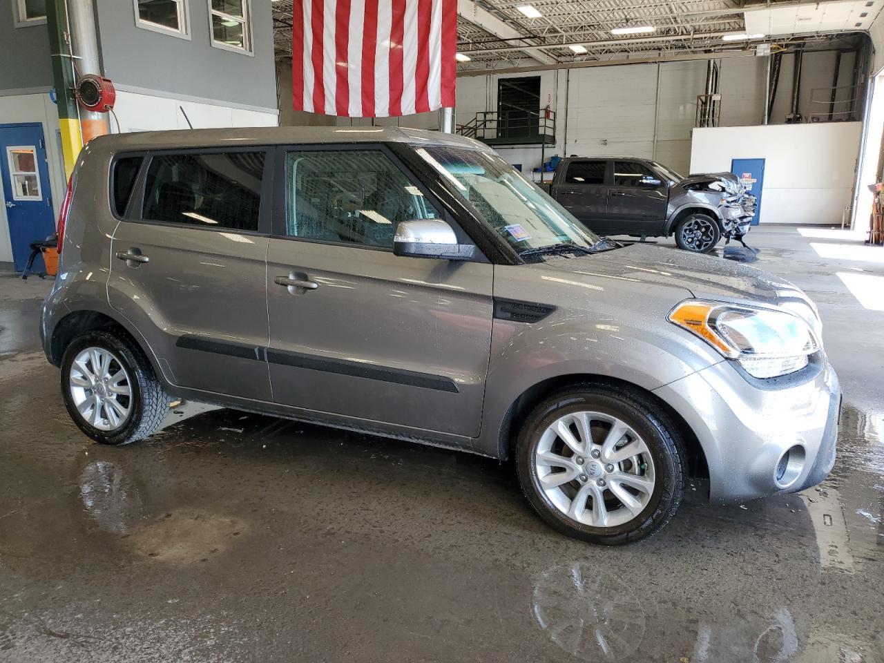 2013 KIA SOUL
