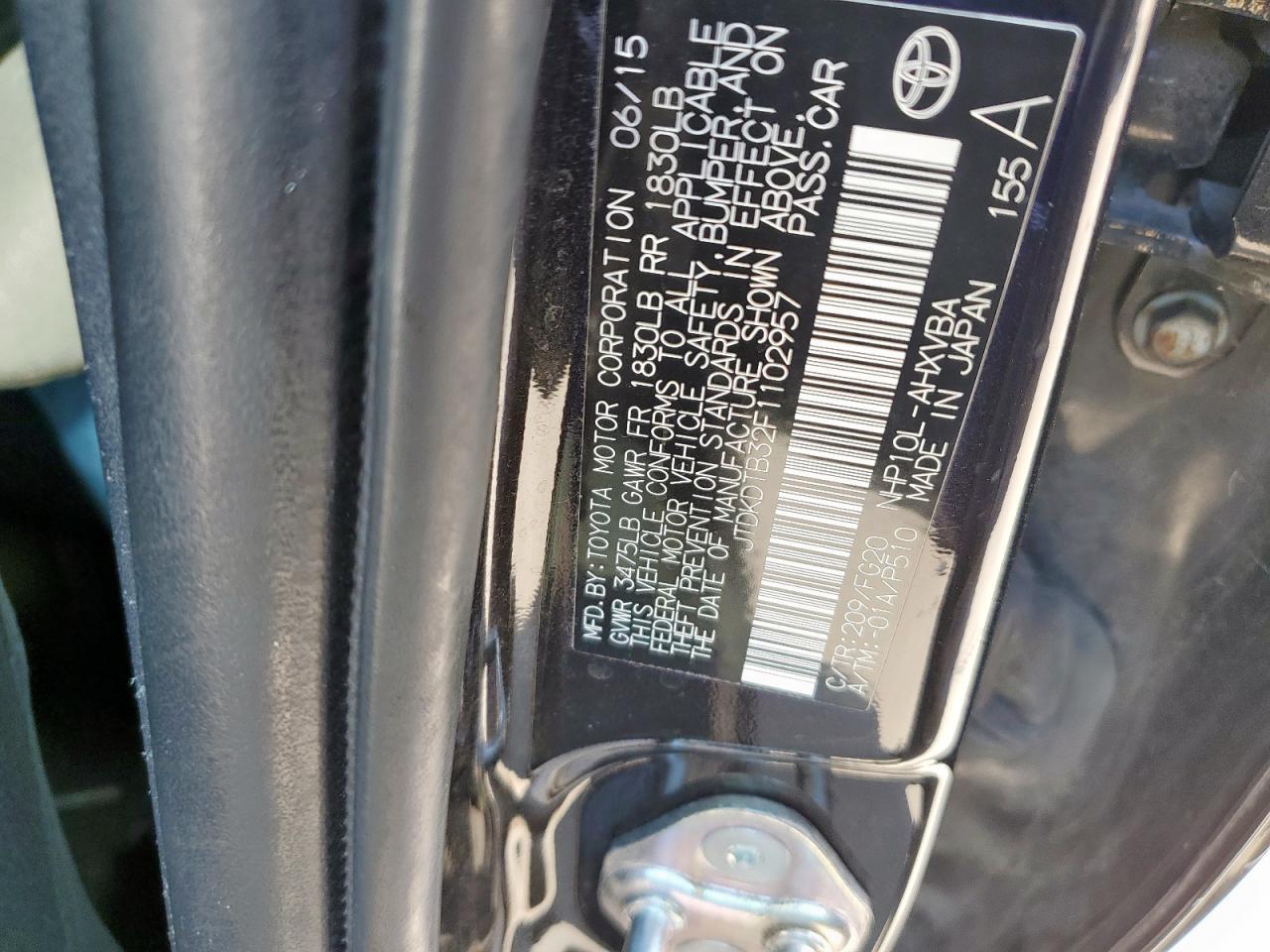 2015 TOYOTA Prius c