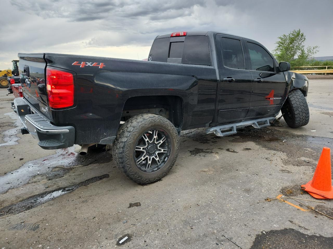 2018 CHEVROLET Silverado