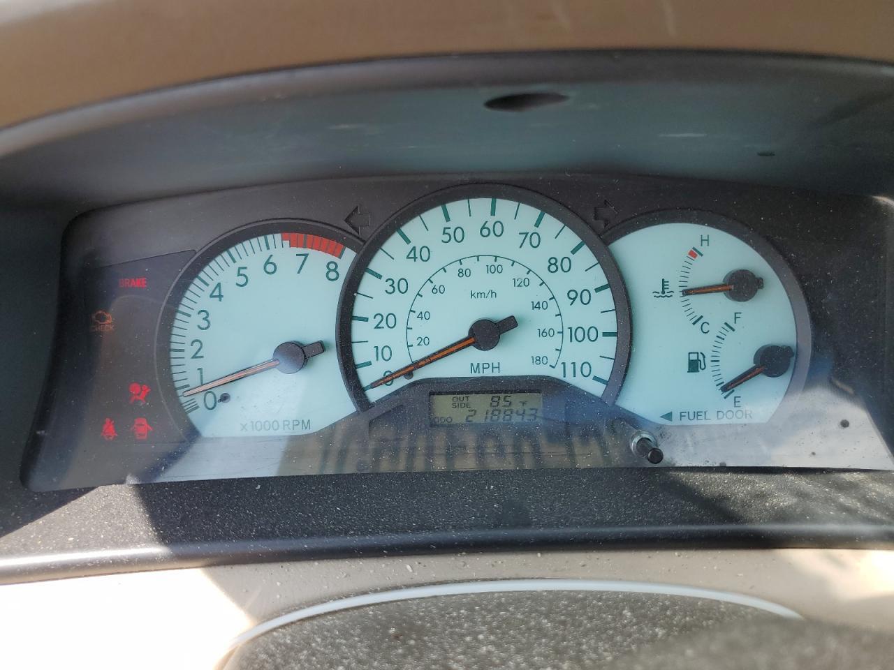 2004 TOYOTA COROLLA