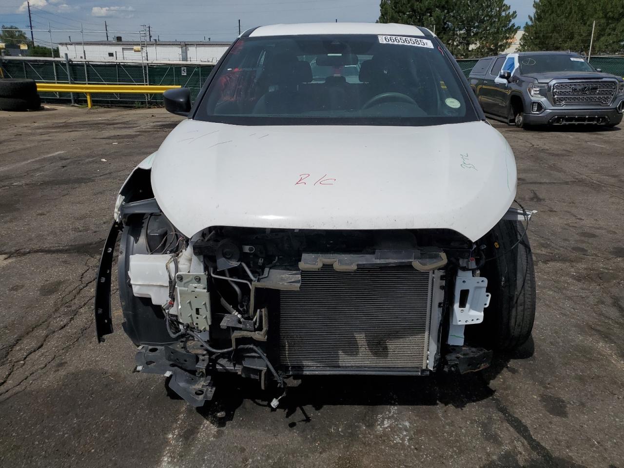 2020 NISSAN KICKS
