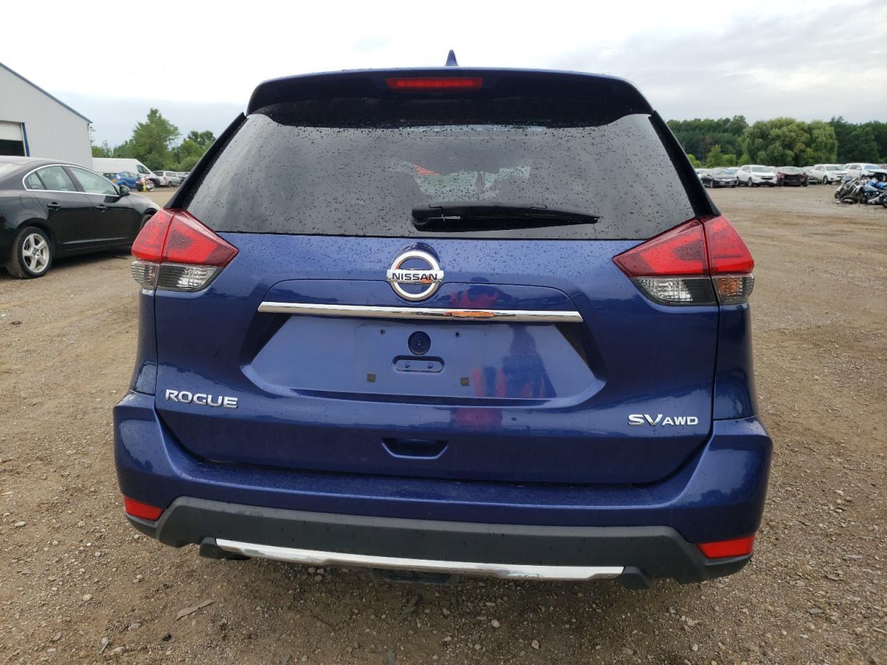 2017 NISSAN ROGUE