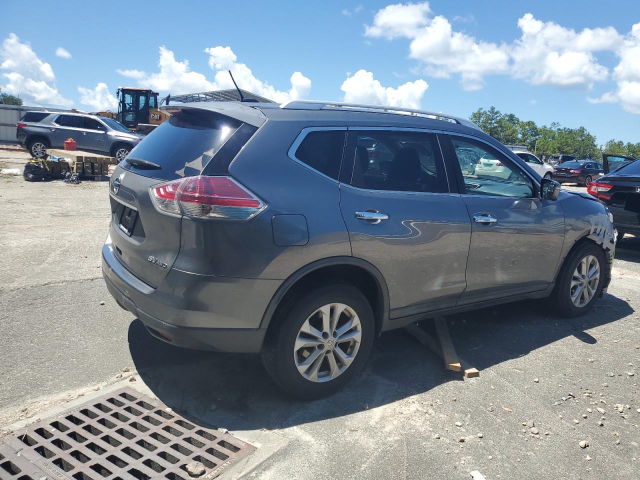 2015 NISSAN ROGUE