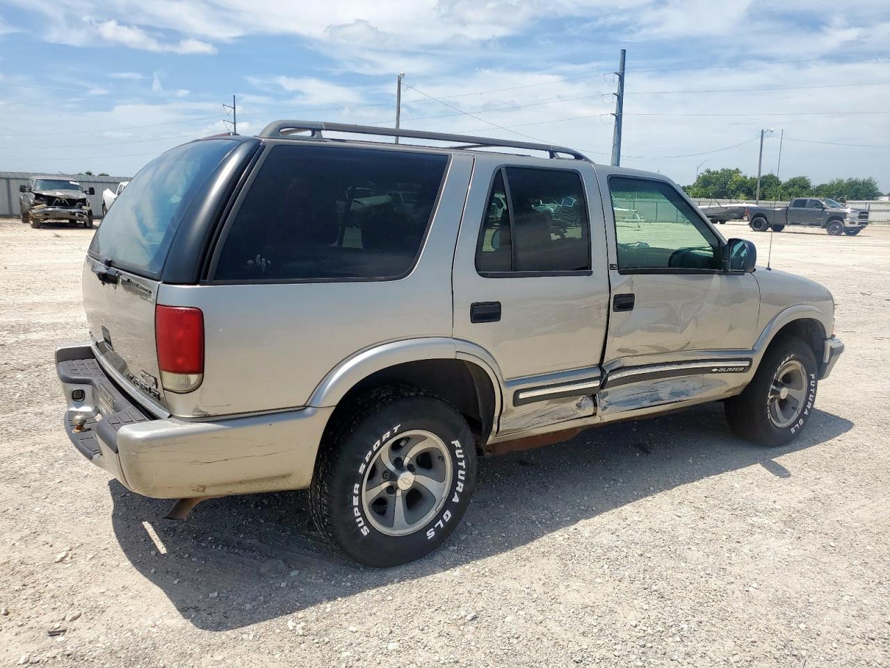 2000 CHEVROLET BLAZER