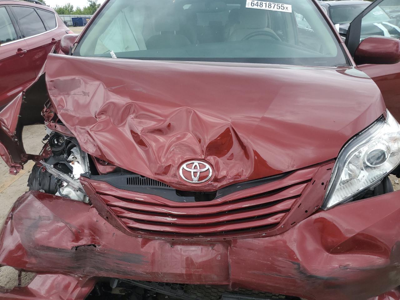2015 TOYOTA SIENNA