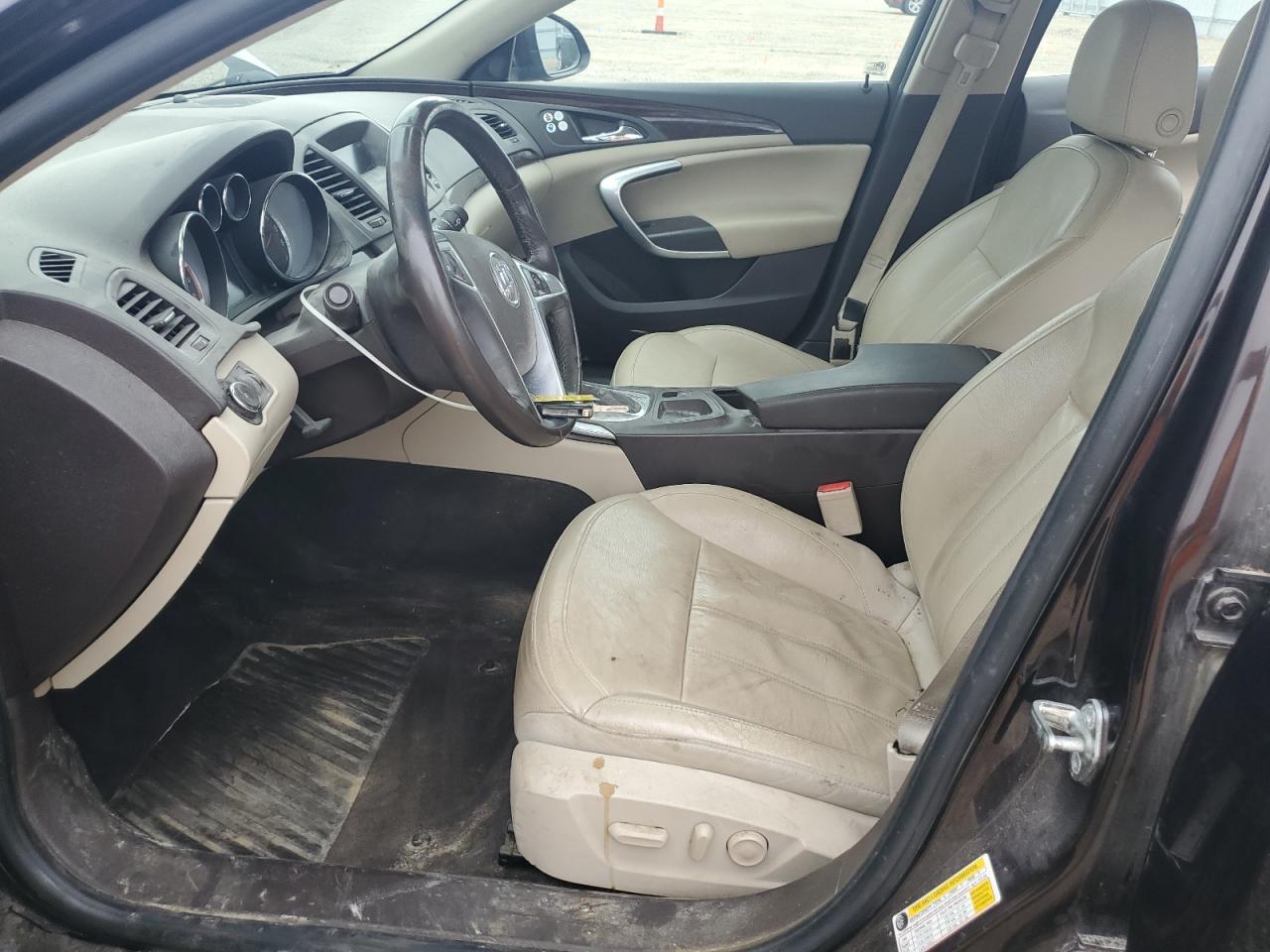 2011 BUICK Regal