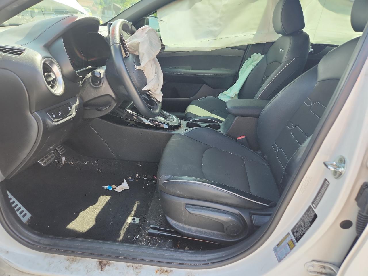 2023 KIA FORTE