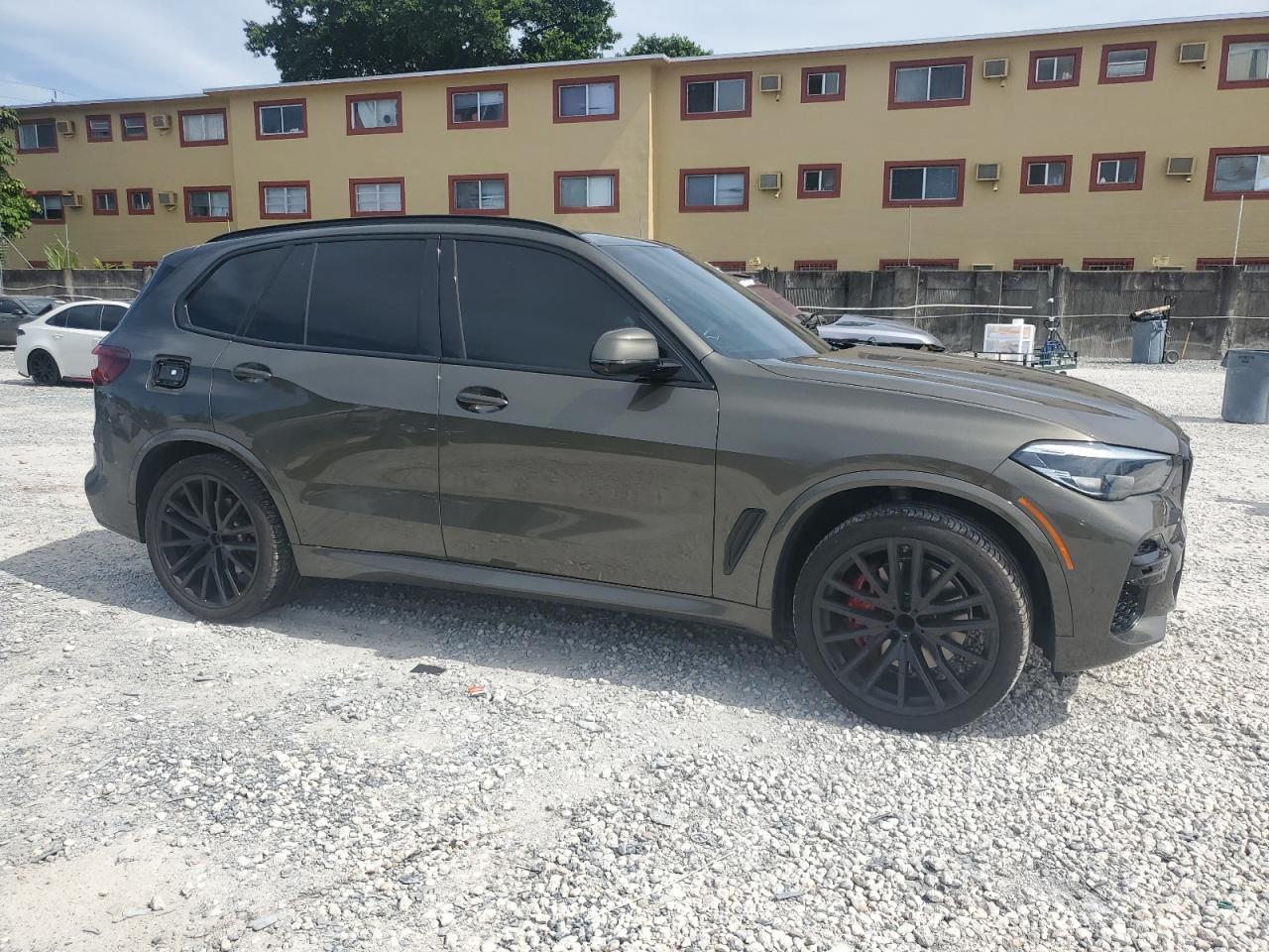 2023 BMW X5