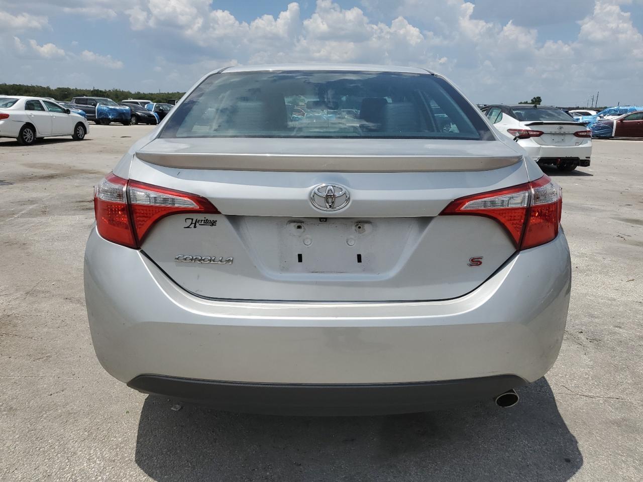2016 TOYOTA COROLLA