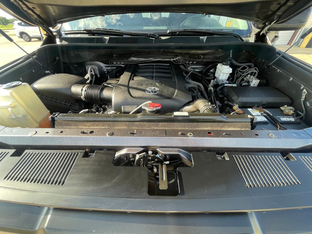 2016 TOYOTA TUNDRA