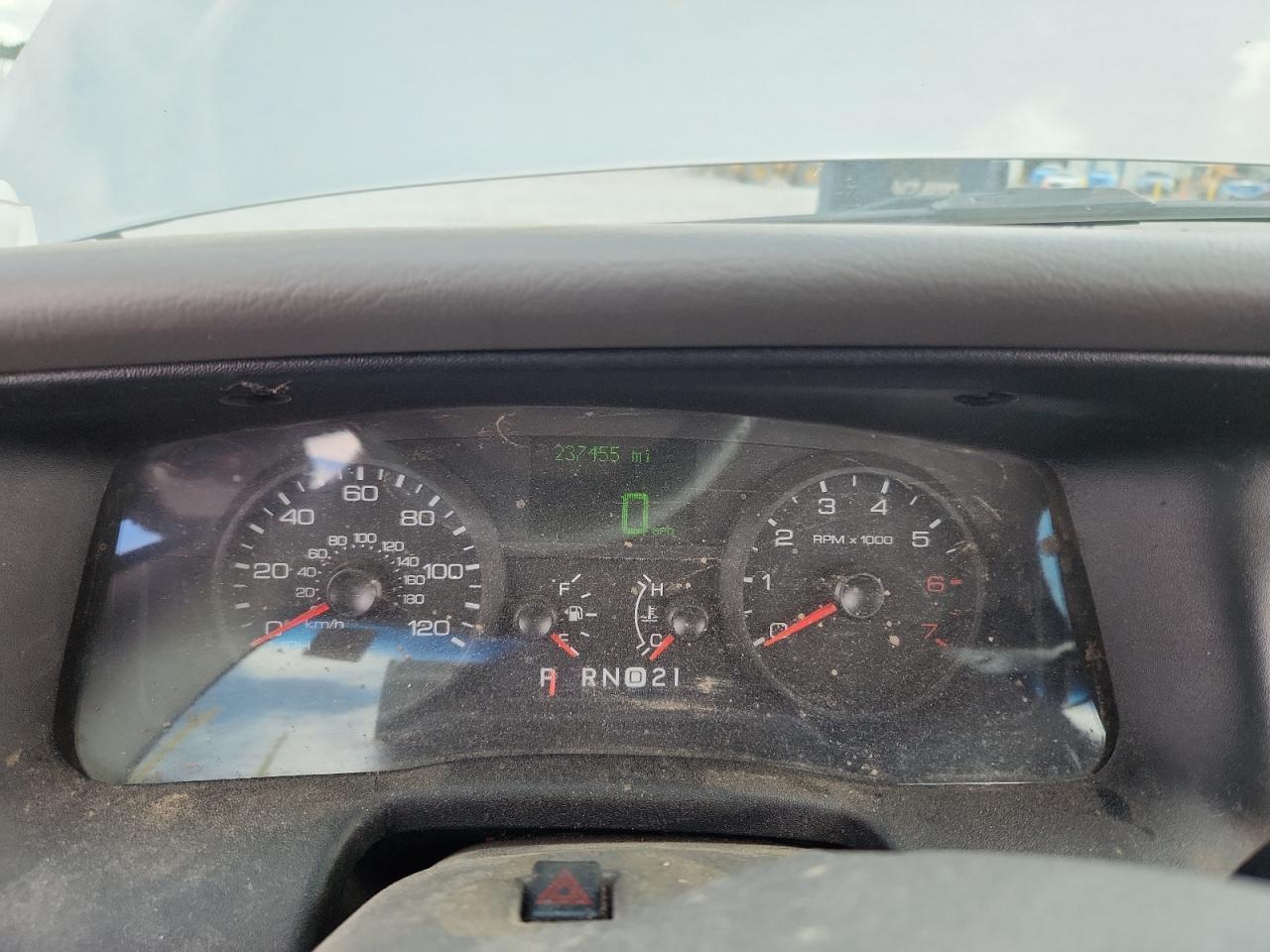 2006 FORD Crown Victoria