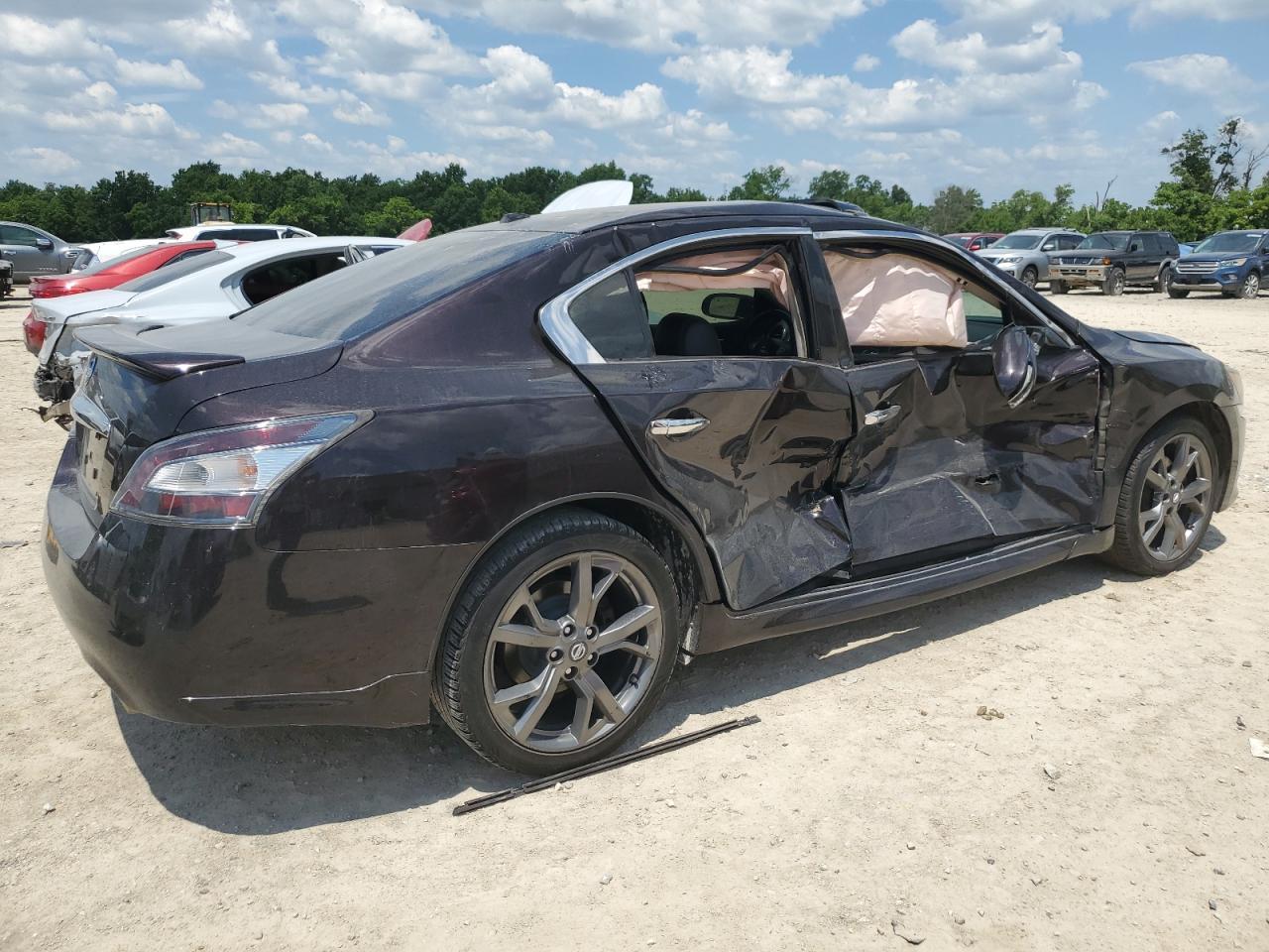 2013 NISSAN Maxima