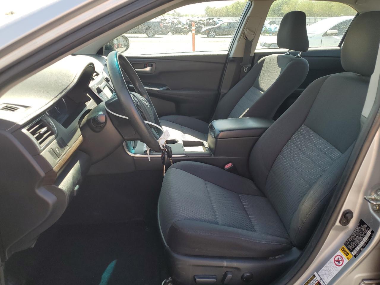 2016 TOYOTA CAMRY