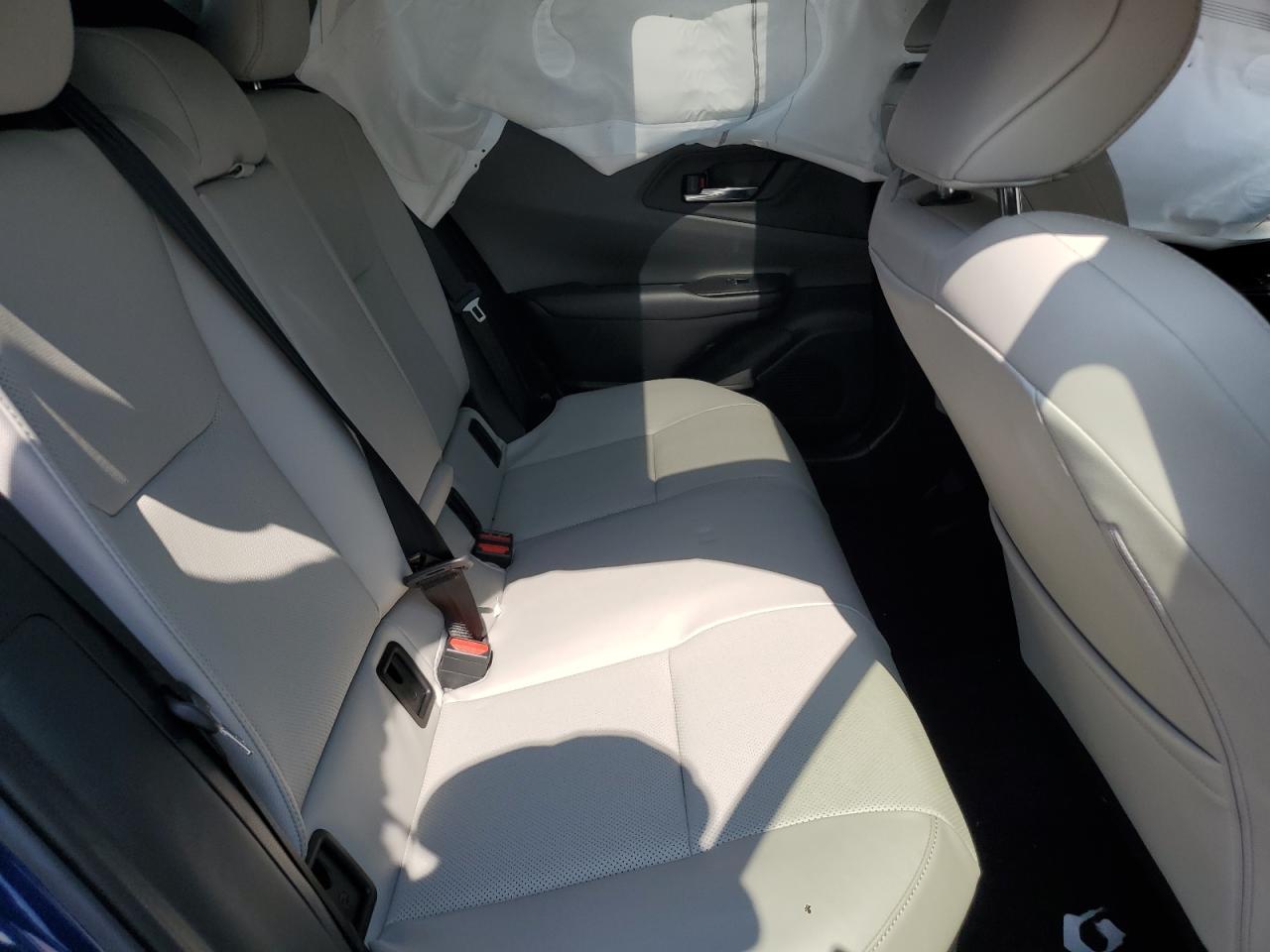 2023 TOYOTA PRIUS
