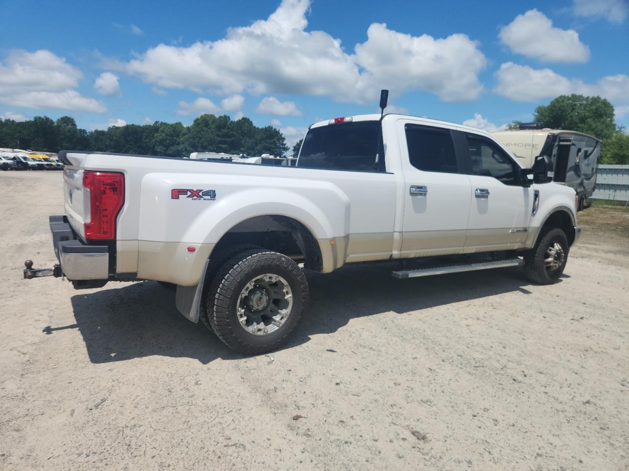 2017 FORD F-350