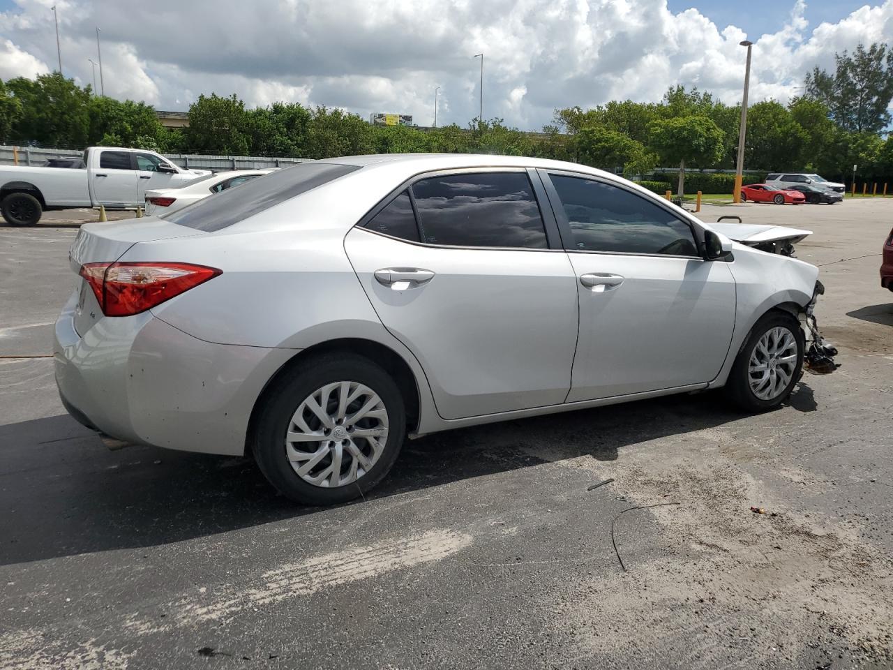2018 TOYOTA COROLLA