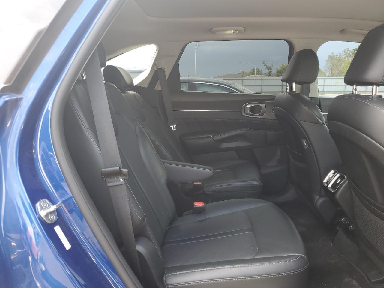 2021 KIA SORENTO