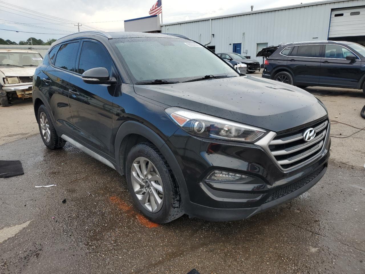 2017 HYUNDAI TUCSON