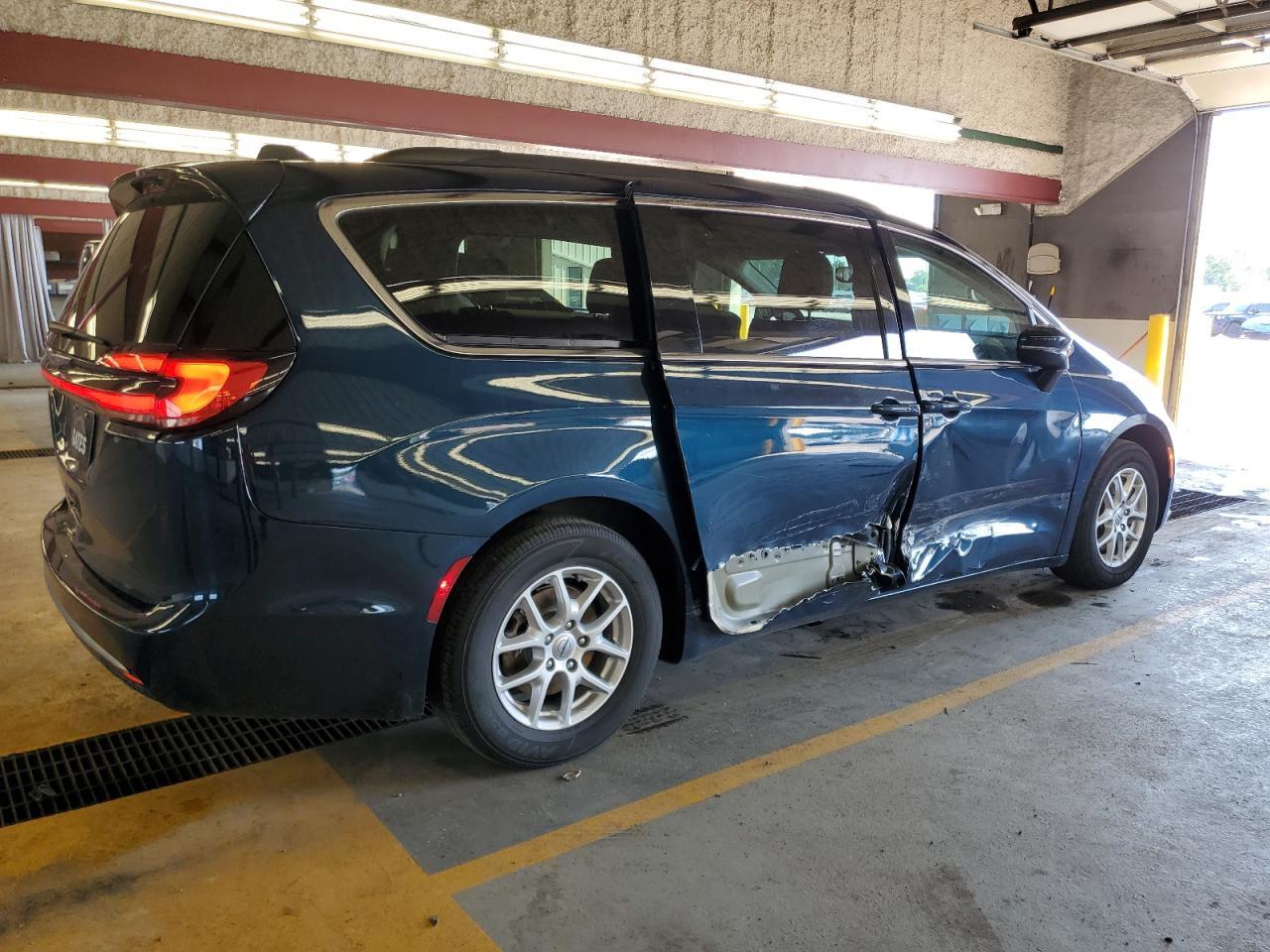 2022 CHRYSLER Pacifica