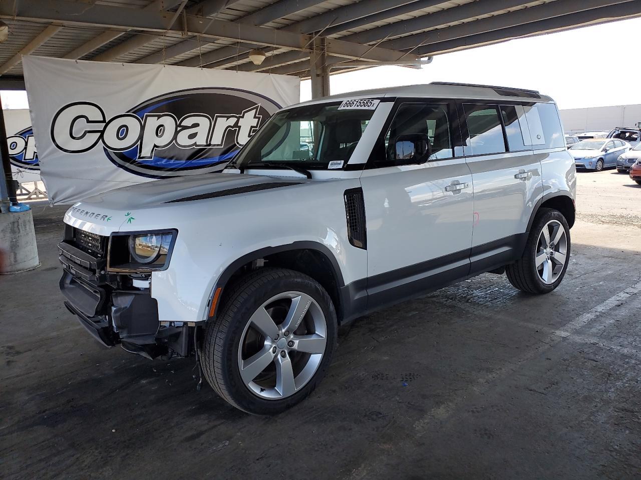 2024 LAND ROVER Defender