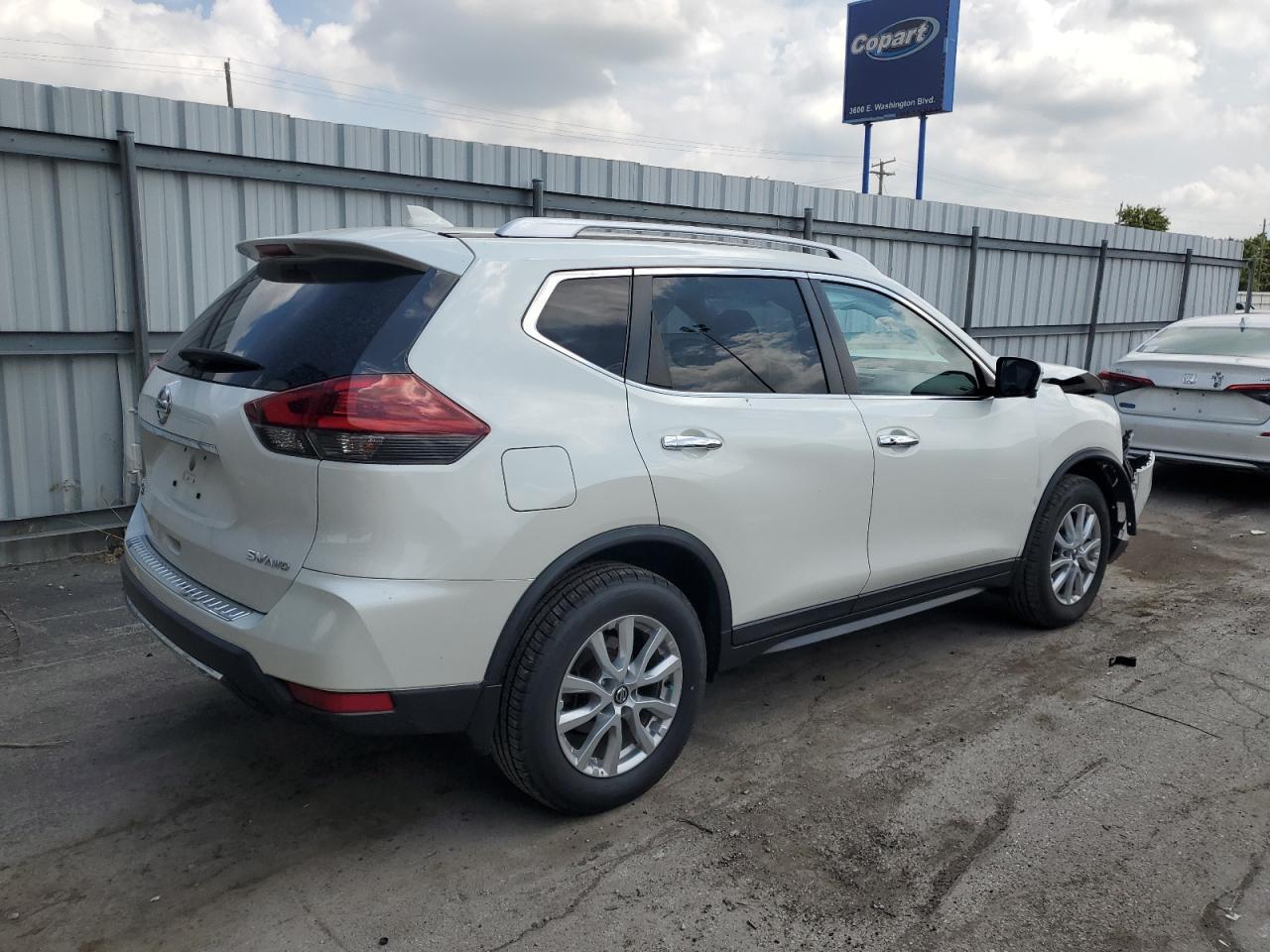 2018 NISSAN ROGUE