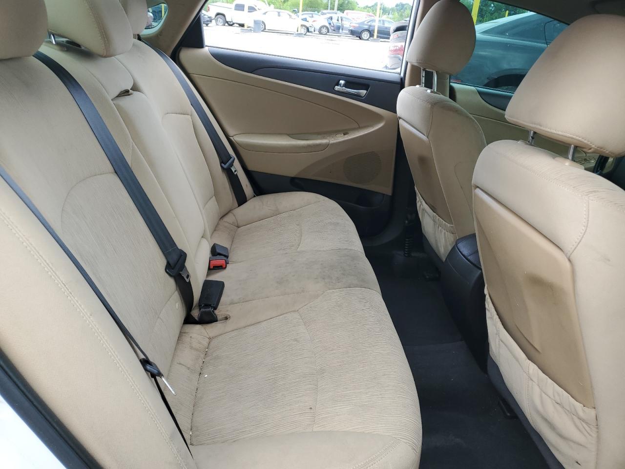 2011 HYUNDAI SONATA