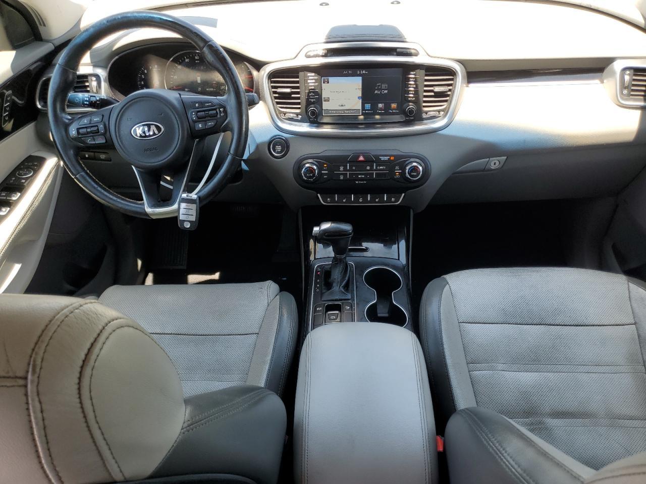 2018 KIA SORENTO